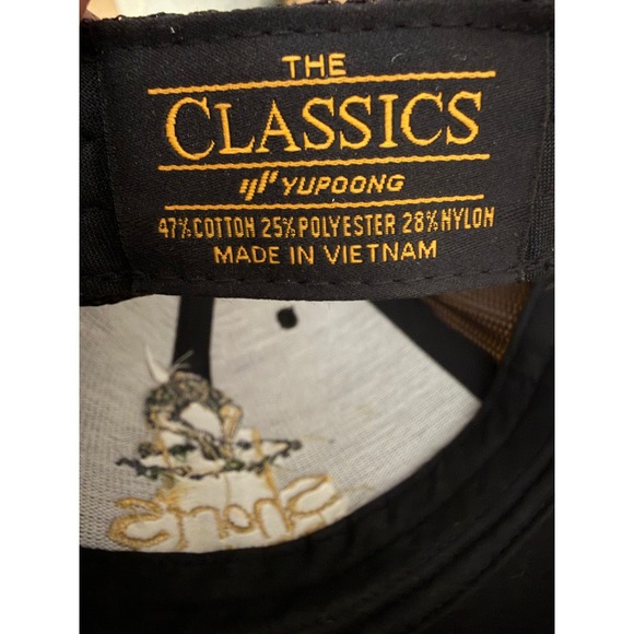 Shorts Brewing Company Black Trucker Hat Yupoong The Classics Snapback Mens Cap - Picture 4 of 6